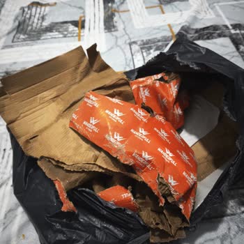 Sürat Kargo’nun Gecikmeli Ve Islak Kutu Teslimatı