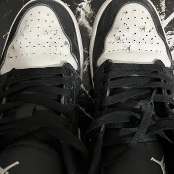 Jordan 1 Ayakkabısının Derisi Kısa Sürede Soyuldu, Ayıplı Ürün İadesi Talebi