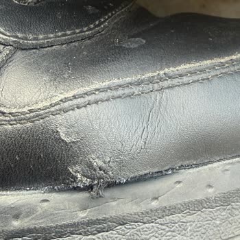 Skechers Ayakkabılarda Tekrarlanan Yırtılma Ve Haksız Kullanıcı Suçlaması