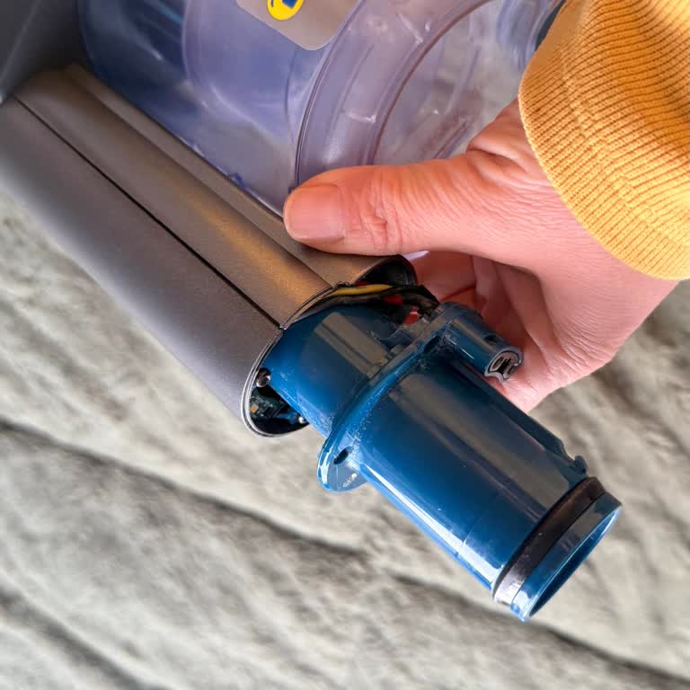 Philips Süpürge Kısa Sürede Kırıldı, Garanti Kapsamında Değişim Talebi