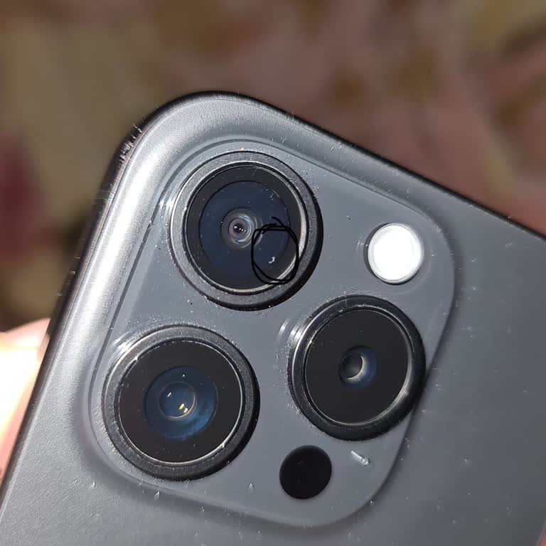 Garanti Kapsamındaki Iphone 15 Pro Kamera Tozu Sorunu İçin Ücret Talebi Ve Değişim İsteği