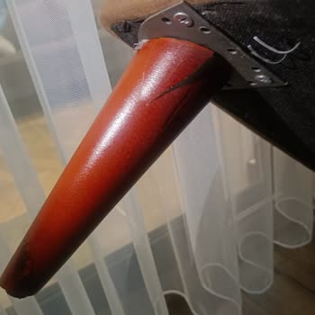 Kalitesiz Mobilya Ve Çözüm Sunamayan Mağaza