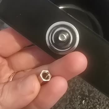 Karaca Züccaciye Kapaktaki Vida Problemi Nedeniyle Ürünü Sağlıklı Şekilde Kullanamıyorum