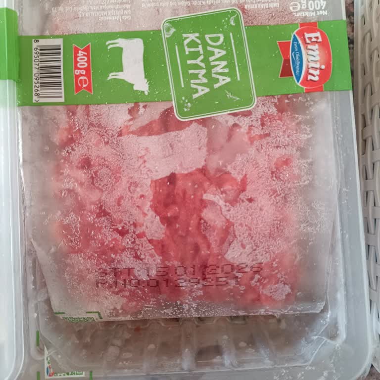 Süre Sonu Geçmemiş Kıyma Çürük Çıktı, Mağaza Yardıma Reddetti
