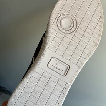 Lacoste Deri Ayakkabısının Bir Gün İçinde Çatlak Ve Büzülme Sorunu