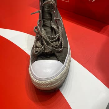 Az Kullanılmış Converse Ayakkabım Yanlardan Açıldı, Haksız Kullanıcı Hatası İddiası