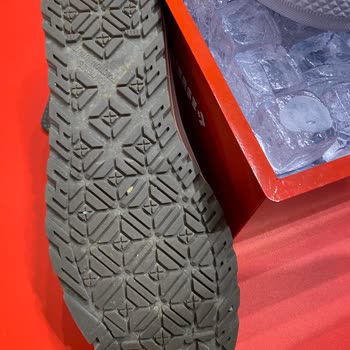 Az Kullanılmış Converse Ayakkabım Yanlardan Açıldı, Haksız Kullanıcı Hatası İddiası