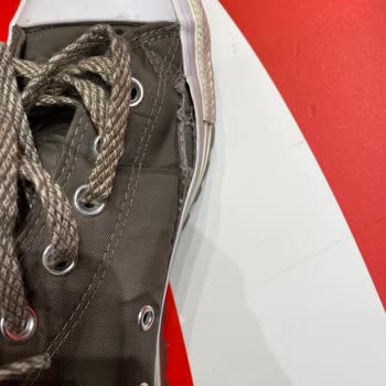 Az Kullanılmış Converse Ayakkabım Yanlardan Açıldı, Haksız Kullanıcı Hatası İddiası