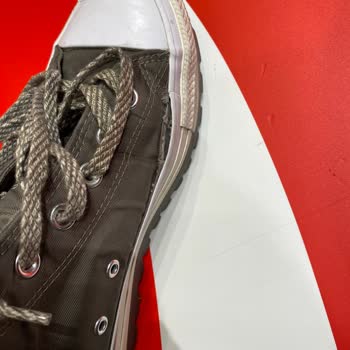 Az Kullanılmış Converse Ayakkabım Yanlardan Açıldı, Haksız Kullanıcı Hatası İddiası