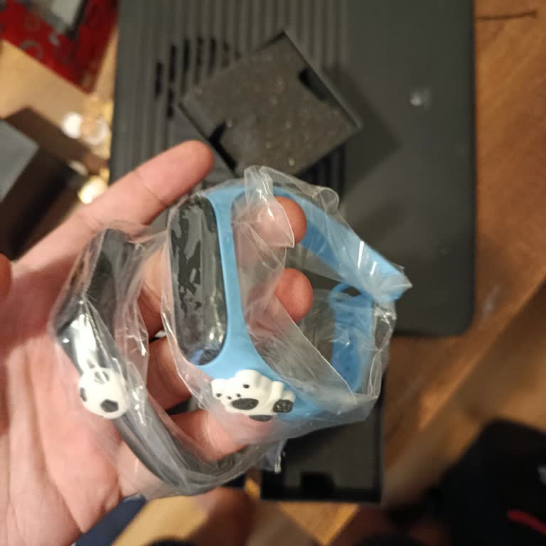 Sipariş Edilen Ürün Yerine Alakasız Çocuk Saati Gönderilmesi Ve Sistematik Yanıltma