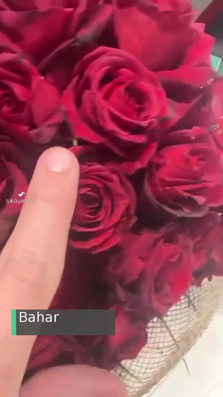 Hızlı Çiçek | Hizlicicek.com 51 Adet Gül Buketi Görsele Uygun Gelmedi! videonun kapak resmi
