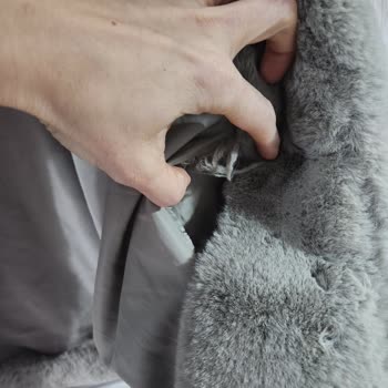 Dolap Uygulamasında Ayıplı Kürk Ürününün İadesi Reddedildi, Satmaya Zorlanıyor