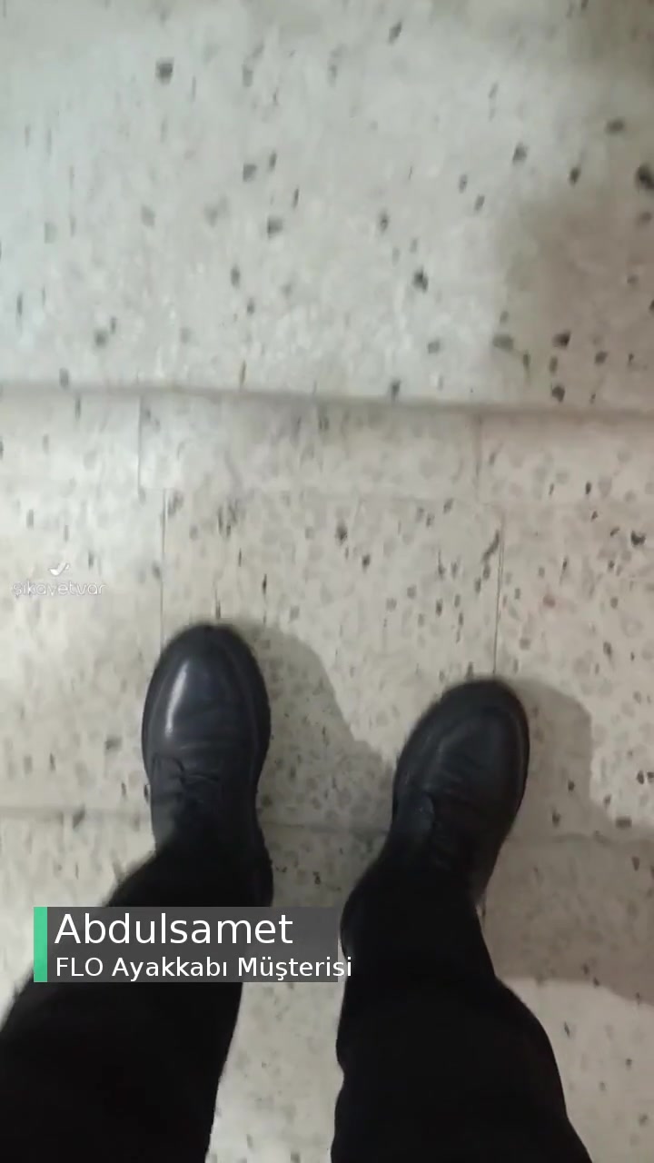 FLO'dan Alınan Sol Ayakkabıda Bastıkça Hava Sesi Geliyor! videonun kapak resmi