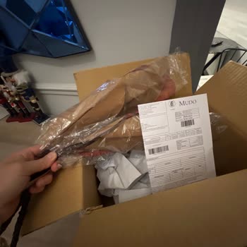 Mudo’dan Sipariş Edilen Avizeler Yerine Yanlış Ürün Gönderildi