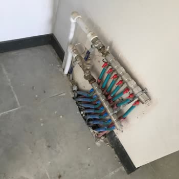 Teslim Edilen Dairede Su Sızdırma Ve Tesisat Eksikleri Giderilmedi