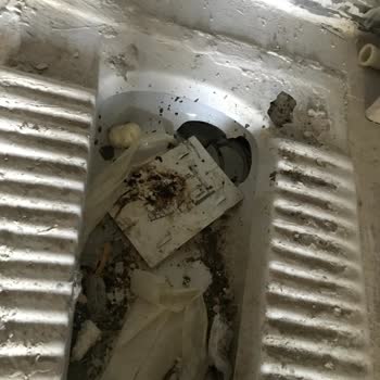 Teslim Edilen Dairede Su Sızdırma Ve Tesisat Eksikleri Giderilmedi