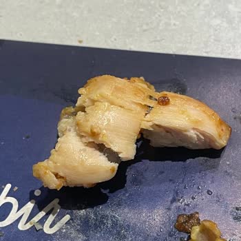 Tavuk Dünyası Şubelerinde Çiğ Tavuk Sorunu Hijyen Ve Sağlık Endişesi Yaratıyor