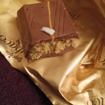 Dubaco Çikolatasında Plastik Parça Bulunması Gıda Güvenliği Sorunu