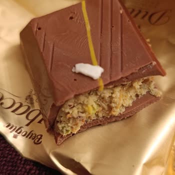 Dubaco Çikolatasında Plastik Parça Bulunması Gıda Güvenliği Sorunu