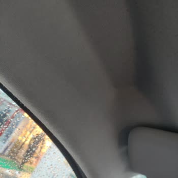 Renault Clio 5 Tavan Döşemesi Çürümesi Garanti Kapsamında Çözülmeli