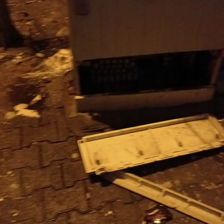 Dicle Elektrik Dağıtım Şanlıurfa Haliliye’de Trafo Patlaması Nedeniyle Elektrik Kesintisi