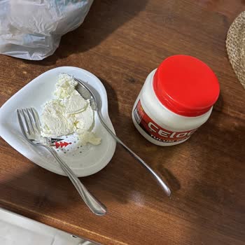 Son Kullanma Tarihi Olmayan Ve Bozuk Kapaklı Çeloğlu Tulum Peyniri İçin İade Talebi