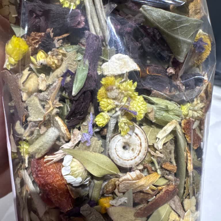 Kapalı Pakette Salyangoz Kabuğu Bulunması Ve Hijyen İhlali