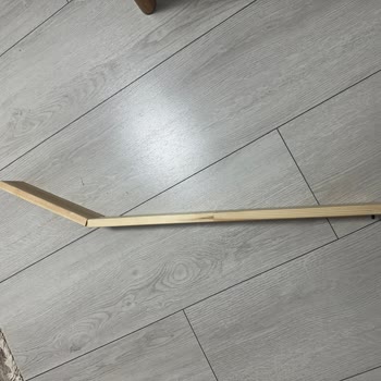 IKEA Sofa’da Kırılan Tahta Parçalar Güvenlik Sorunu Yaratıyor