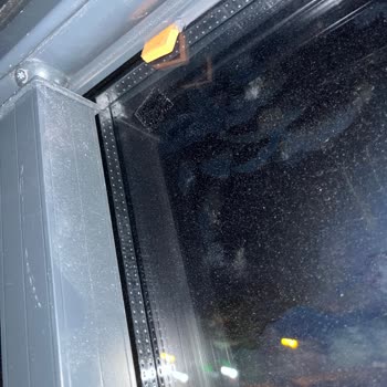 Seçkinler Cam Balkon Kullanılan Isı Cam Malzeme Kesinlikle Vaat Ettikleri Gibi Değil