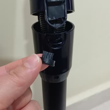 Sinbo Süpürge Koltuk Altı Aparatı Kısa Sürede Kırıldı Ve Değişim Talebi