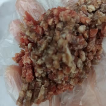 Yağsız Kıyma Siparişi Yağ Ve Kötü Koku İçeren Ürünle Karşılaşıldı