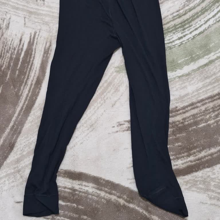 Yeni Aldığım Merinos İçlik Taytında Yırtık Ve Satıcıdan Cevap Gelmedi