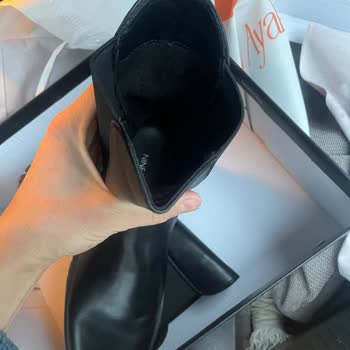 Sağlık Sorunu Yaratacak Kadar Dar Botun İadesi Talebi