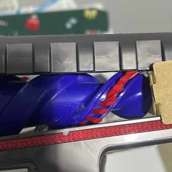 Dyson V11 Başlığı Kullanılmış Ve Hasarlı Olarak Gönderildi