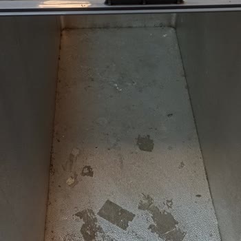 Hijyenik Olmayan Dolap Teslim Edildi, Acil Temizleme Veya Değişim Talebi