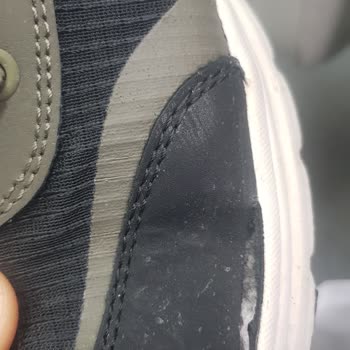 Skechers Ayakkabısında Kısa Sürede Yan Taraflarda Açılma Sorunu