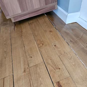 Çınar Er Mühendislik Kombi Montajı Sırasında Özensiz İşçilik Nedeniyle Mutfak Ve Salon Hasarı