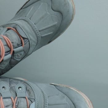 Su Geçirmez Çocuk Botu Kısa Sürede Açıldı, Müşteri Hizmetlerinden Yanıt Gelmedi