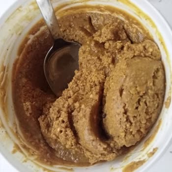 Emsal Fıstık Ezmesi Katı, Kötü Koku Ve Acı, Müşteri Hizmetine Ulaşılamıyor