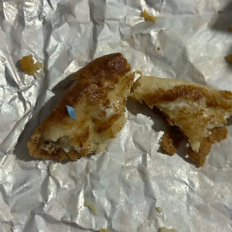 Popeyes Hamburgerinde Plastik Parça Çıktı, Çocuğumun Sağlığı Tehlikede