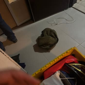 Ankara Deha Nakliyat'ta Hazırlıksız Ekip Ve Hasarlı IKEA Dolapları