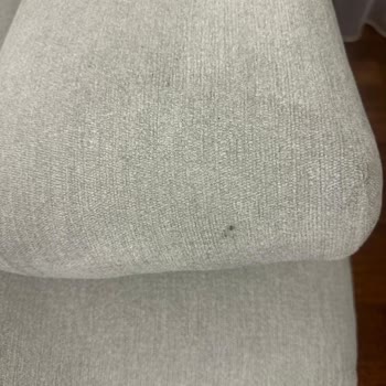 Kelebek Mobilya'da Kusurlu Koltuk Ve Cevapsız Şikayet