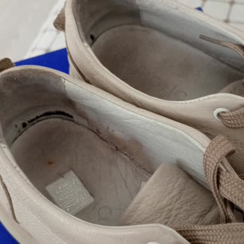 Hotiç Ayakkabısının İç Astarı Kısa Sürede Yırtıldı