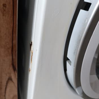 Grundig Çamaşır Makinesinde Kısa Sürede Paslanma Ve Haksız Servis Ücreti