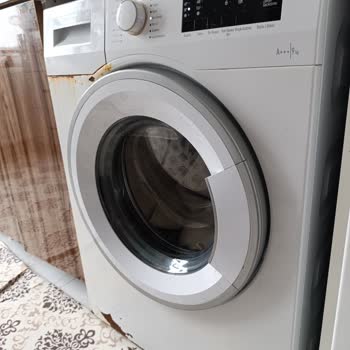 Grundig Çamaşır Makinesinde Kısa Sürede Paslanma Ve Haksız Servis Ücreti