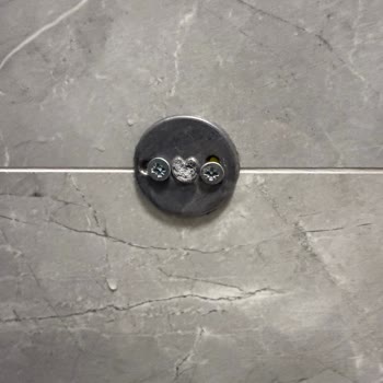 Kale Seramik D200 Krom Setindeki Tuvalet Kağıtlığı Hemen Parçalandı, Geri Dönüş Yok!