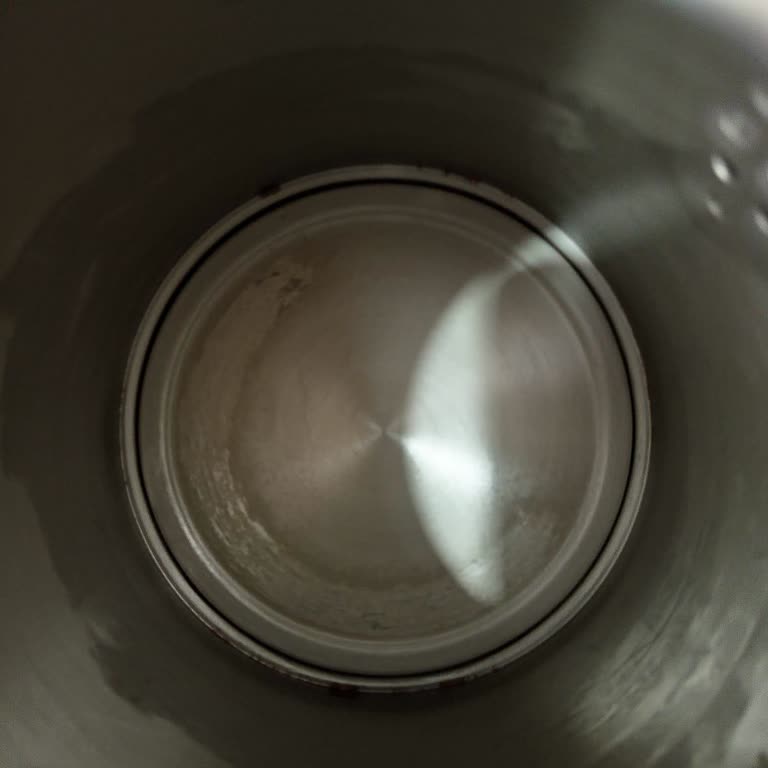 Paslanmış Çaydanlık Değişim Süreci Uzadı Ve Bilgi Alınamadı