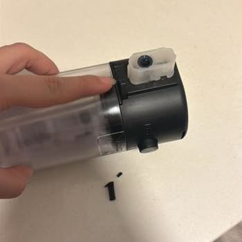 Kırık Su Haznesi Parçası İçin Ücretsiz Değişim Talebi