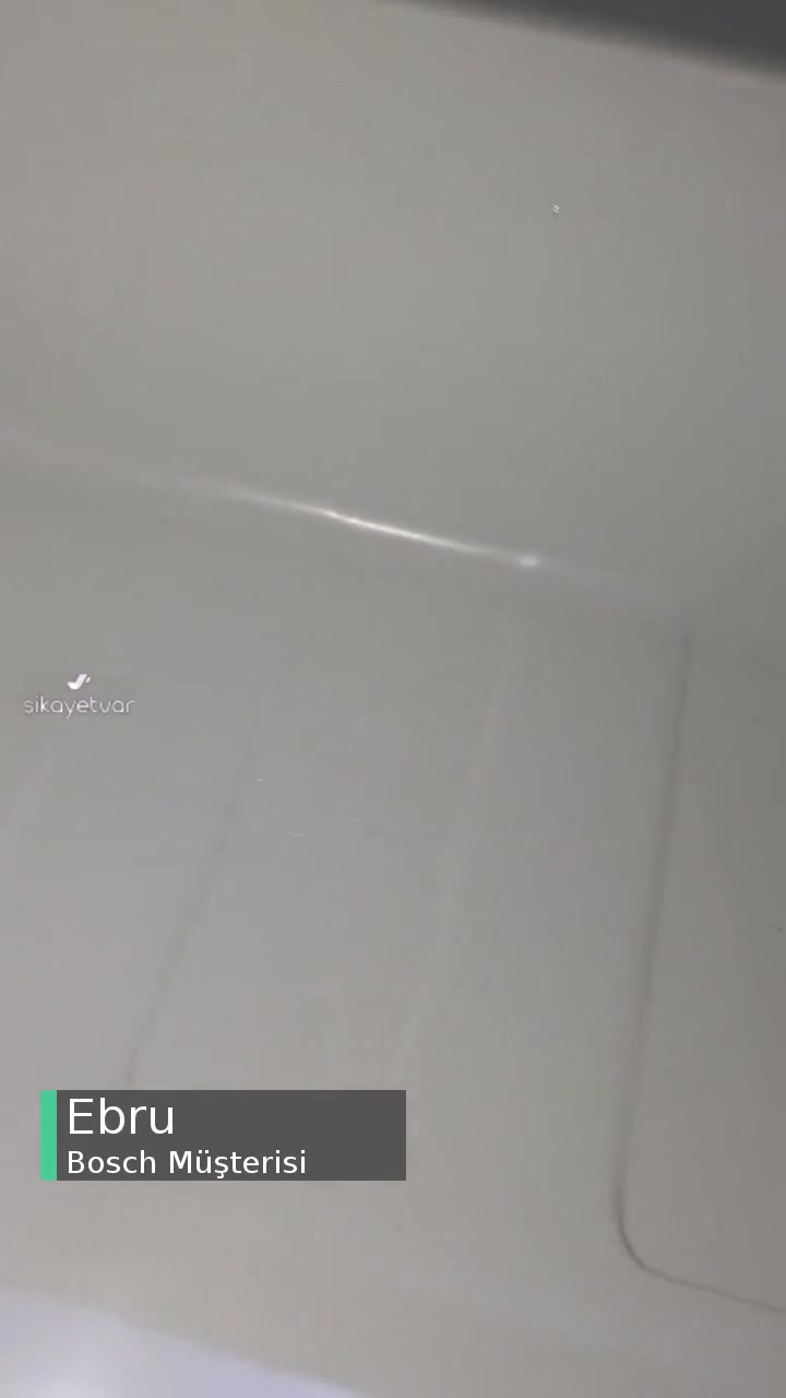 Bosch KDN65VW20N/01 Buzdolabı Su Akıtıyor! videonun kapak resmi