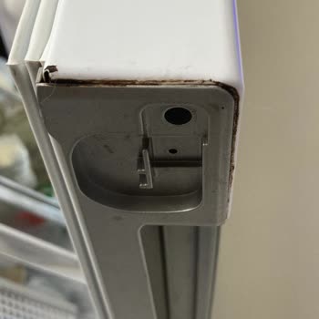 Üretim Hatası Olarak Paslanan Buzdolabı Kapak Ücret Talebi Reddi